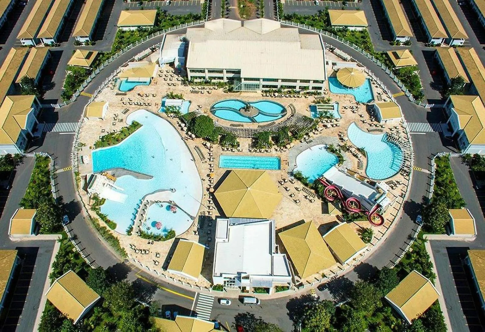 Lacqua Diroma Parque Piscina De Ondas Contagem